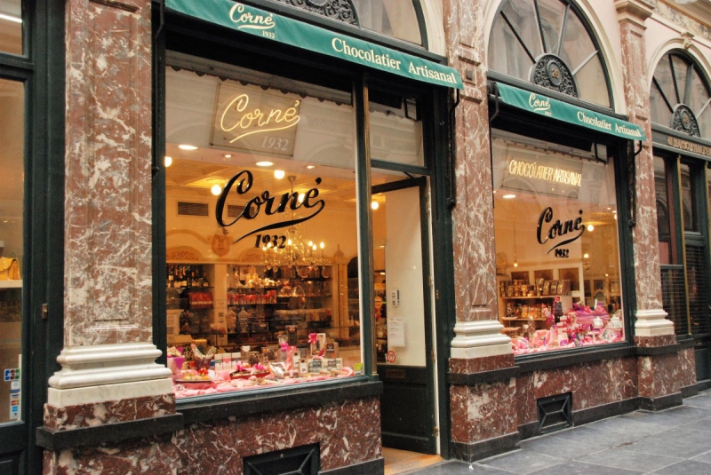boutique-VILLEFRANCHE SUR MER-min_chocolate_chocolaterie_shop_luxury_chic_gallery_brussels_belgium-558146