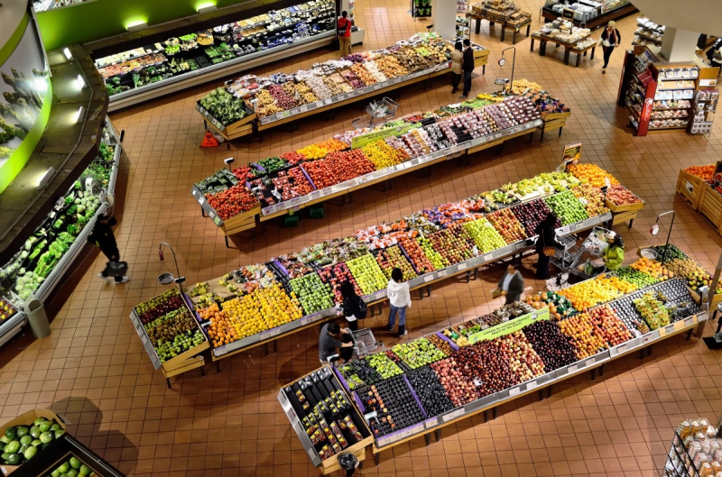 boutique-VILLEFRANCHE SUR MER-min_supermarket_stalls_coolers_market_food_fresh_shop_organic-652223